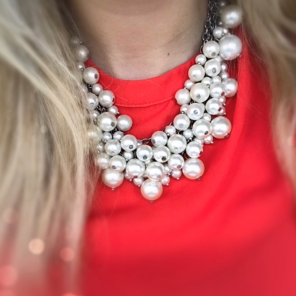 Handmade Fashion Pearl Statement Necklace - Picture 3 of 7